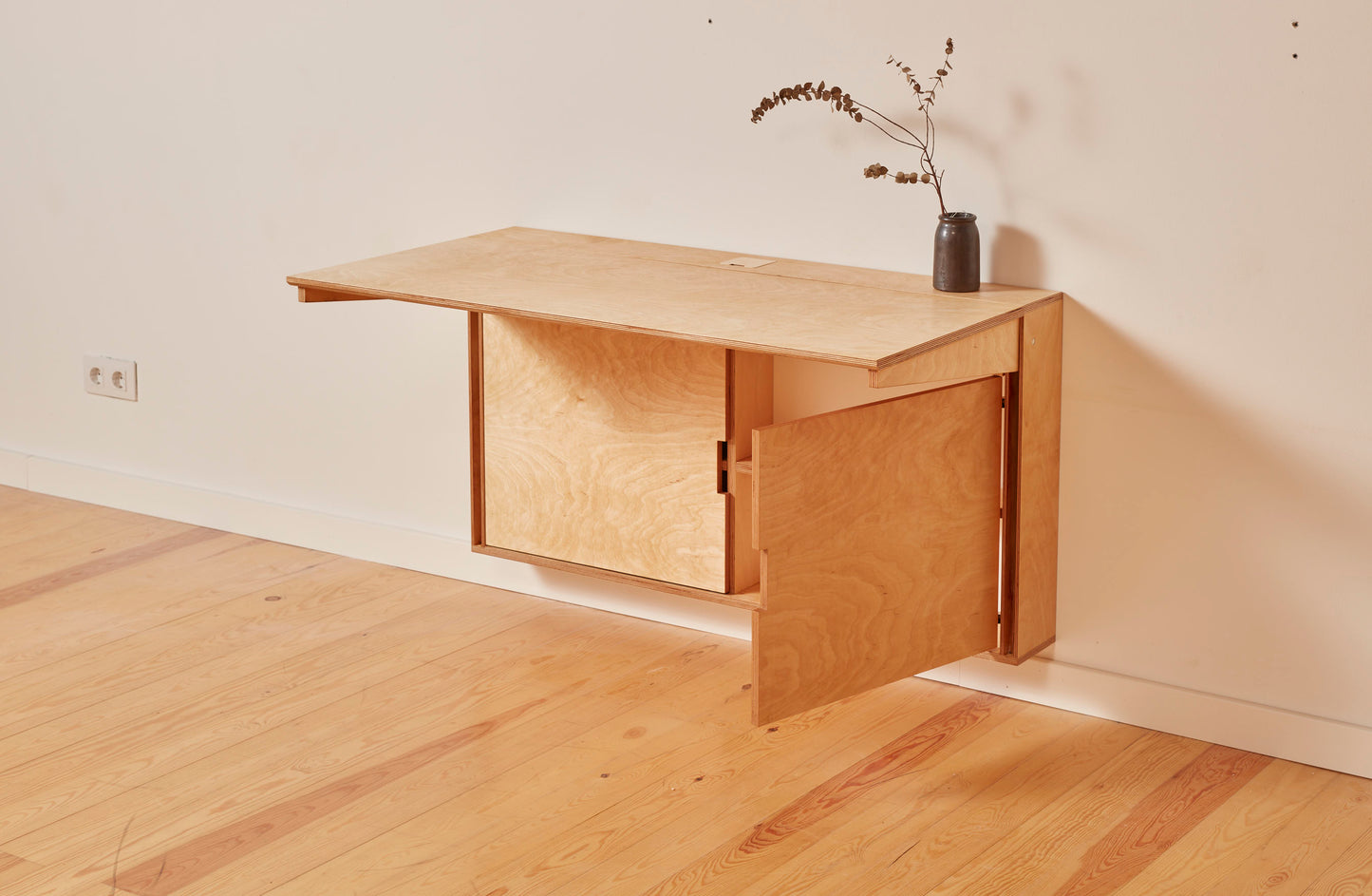 Folden Wall desk natural