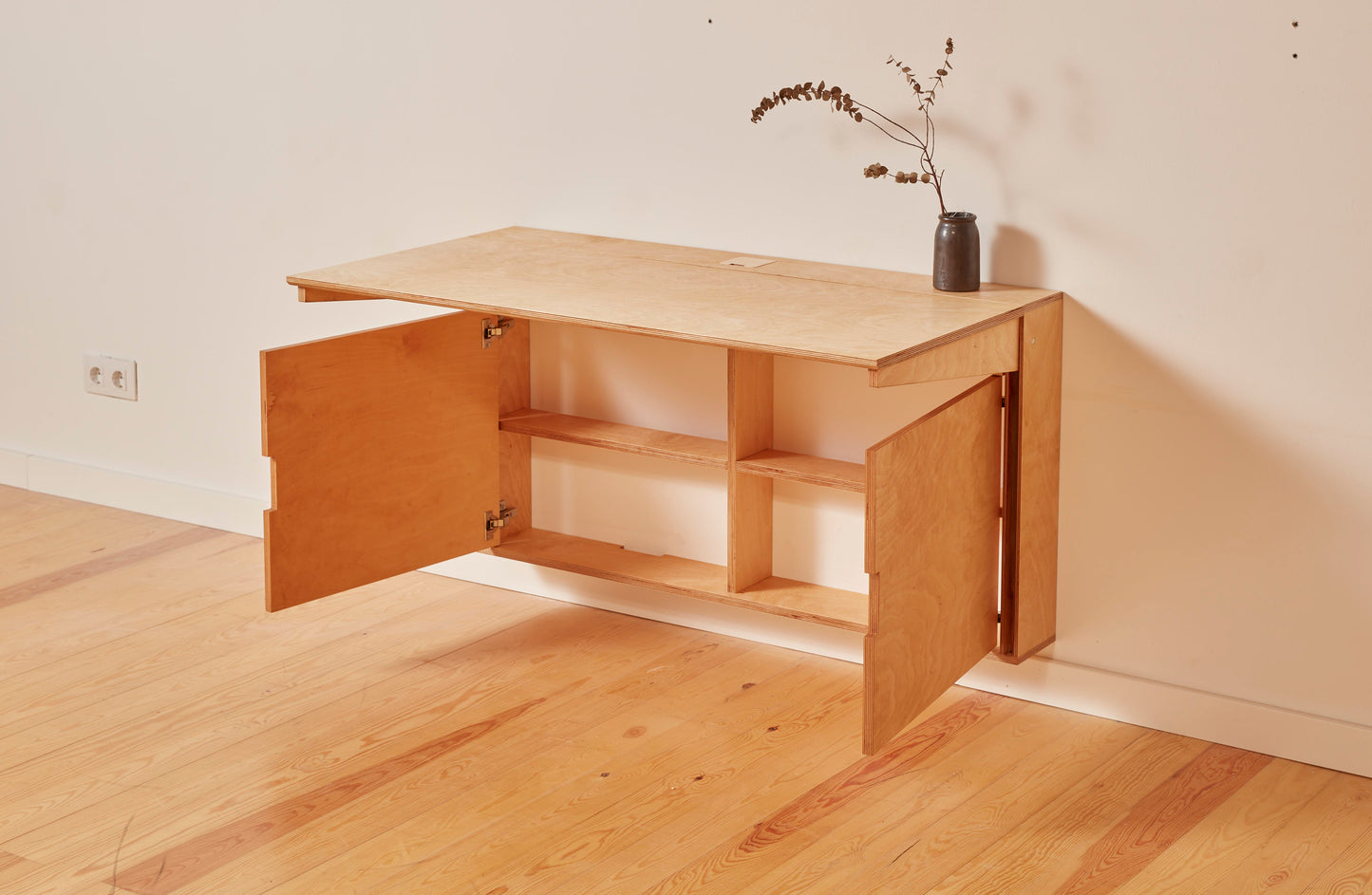 Folden Wall desk natural